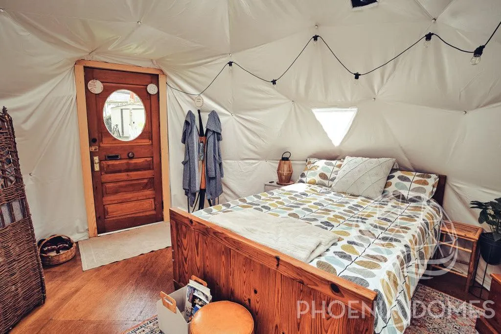 4-Season DELUXE Glamping Package Dome - 16'/5m - Phoenix Domes