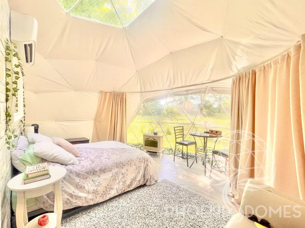 4-Season DELUXE Glamping Package Dome - 20'/6m - Phoenix Domes
