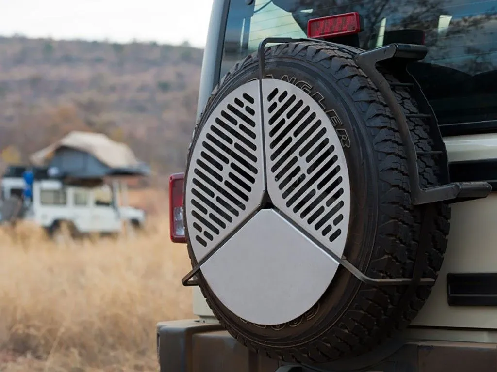 Front Runner BBQ Grate/ Braai stored / mounted to Spare Tyre