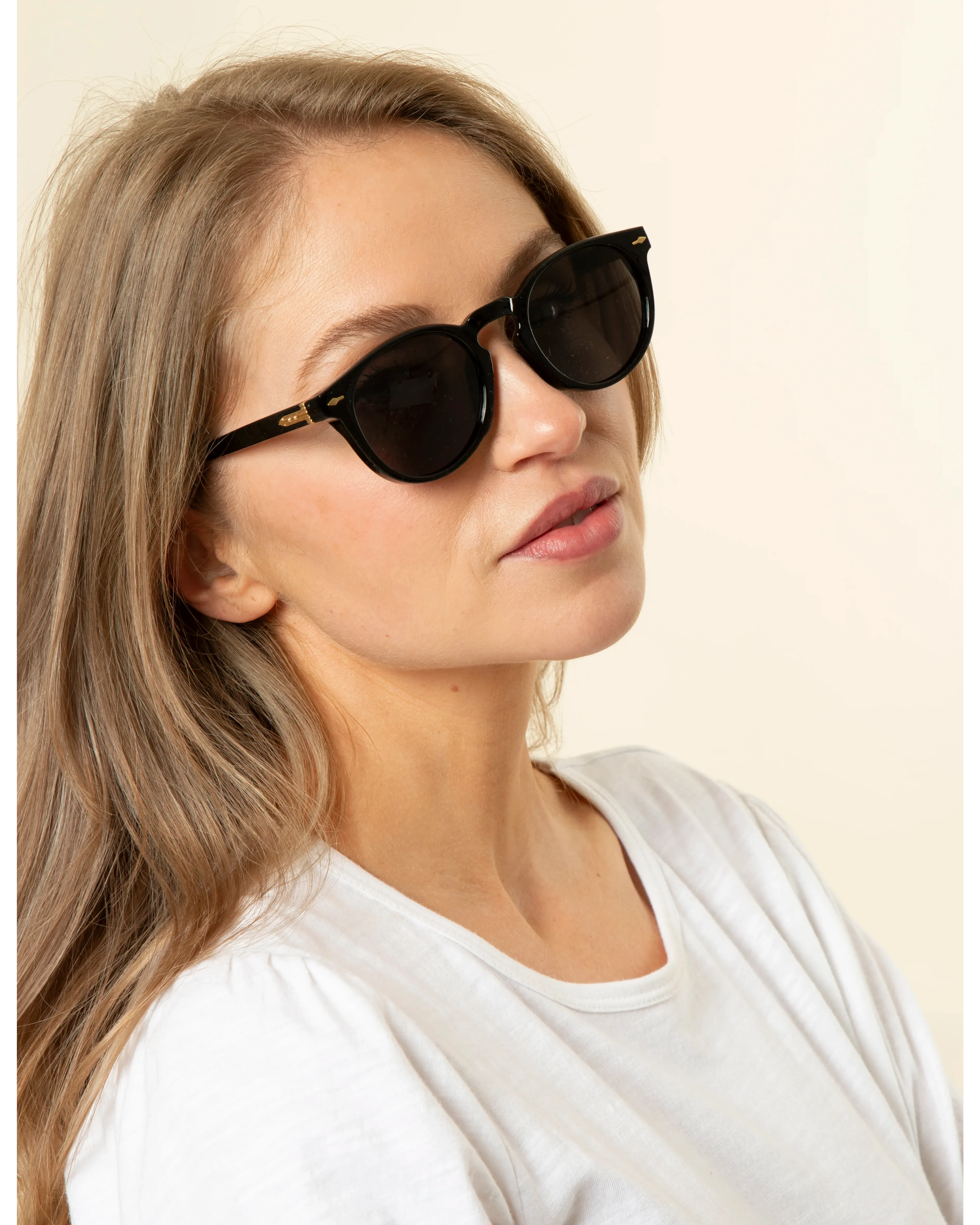 Iris Sunglasses - Black