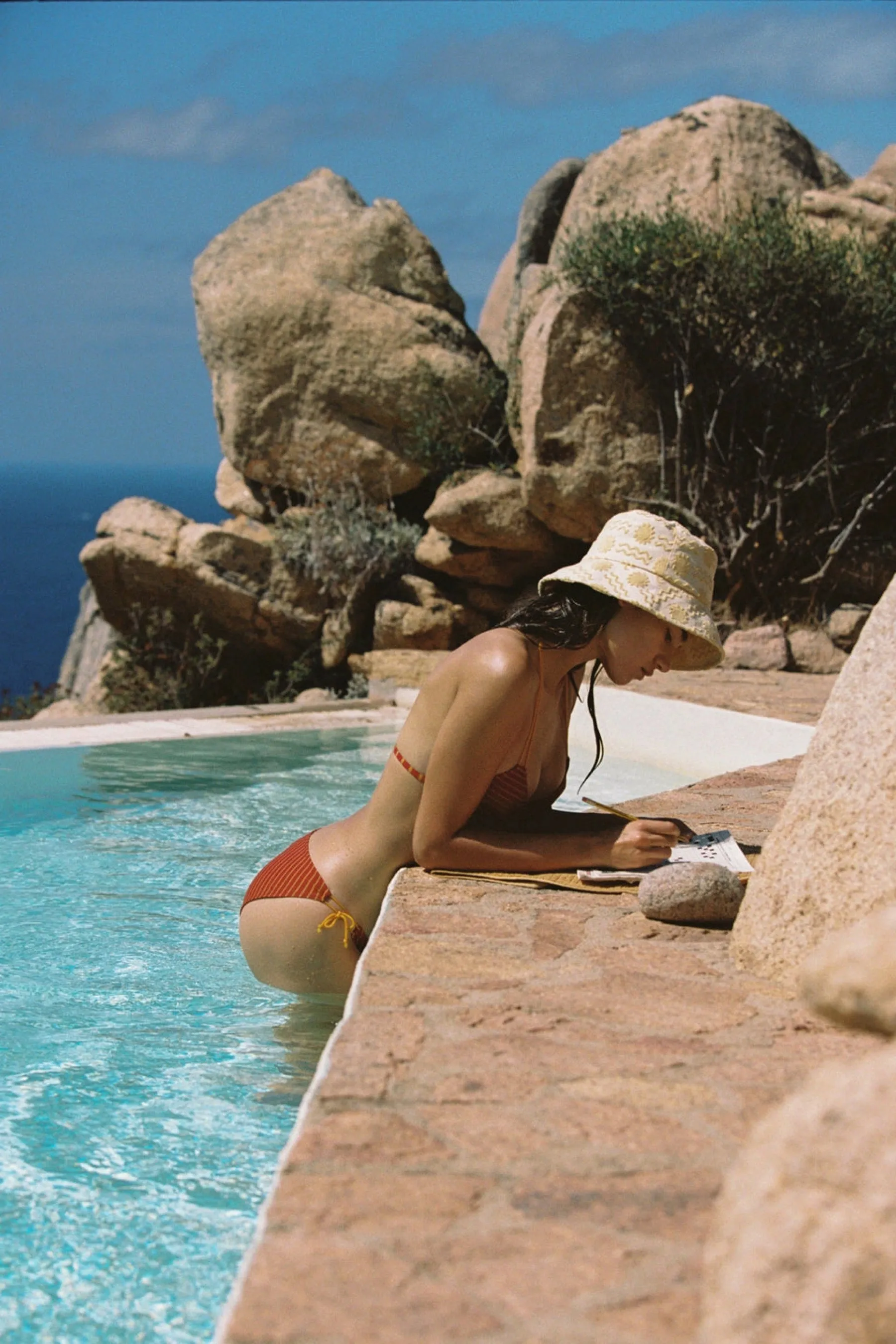 Summer Of Sun Wave Bucket Hat