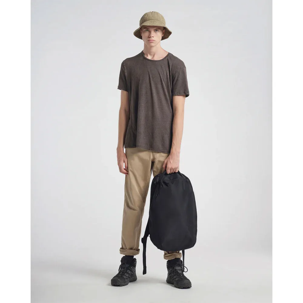 Urth : Norite 24L Backpack  : Black